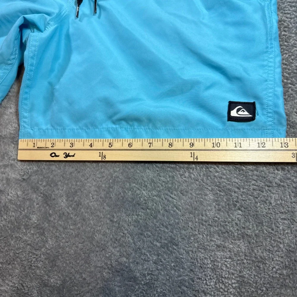 Quiksilver Mens Swim Trunks Light Blue‎ Elastic Waist Board Shorts XL 6in Inseam